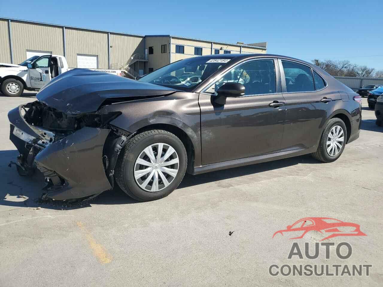 TOYOTA CAMRY 2018 - 4T1B31HK4JU504603