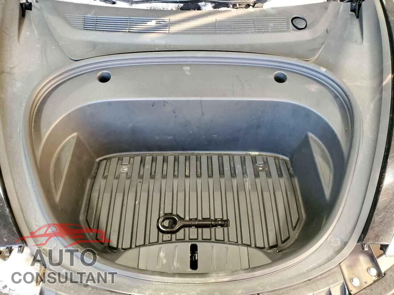 TESLA MODEL 3 2022 - 5YJ3E1EA6NF287004