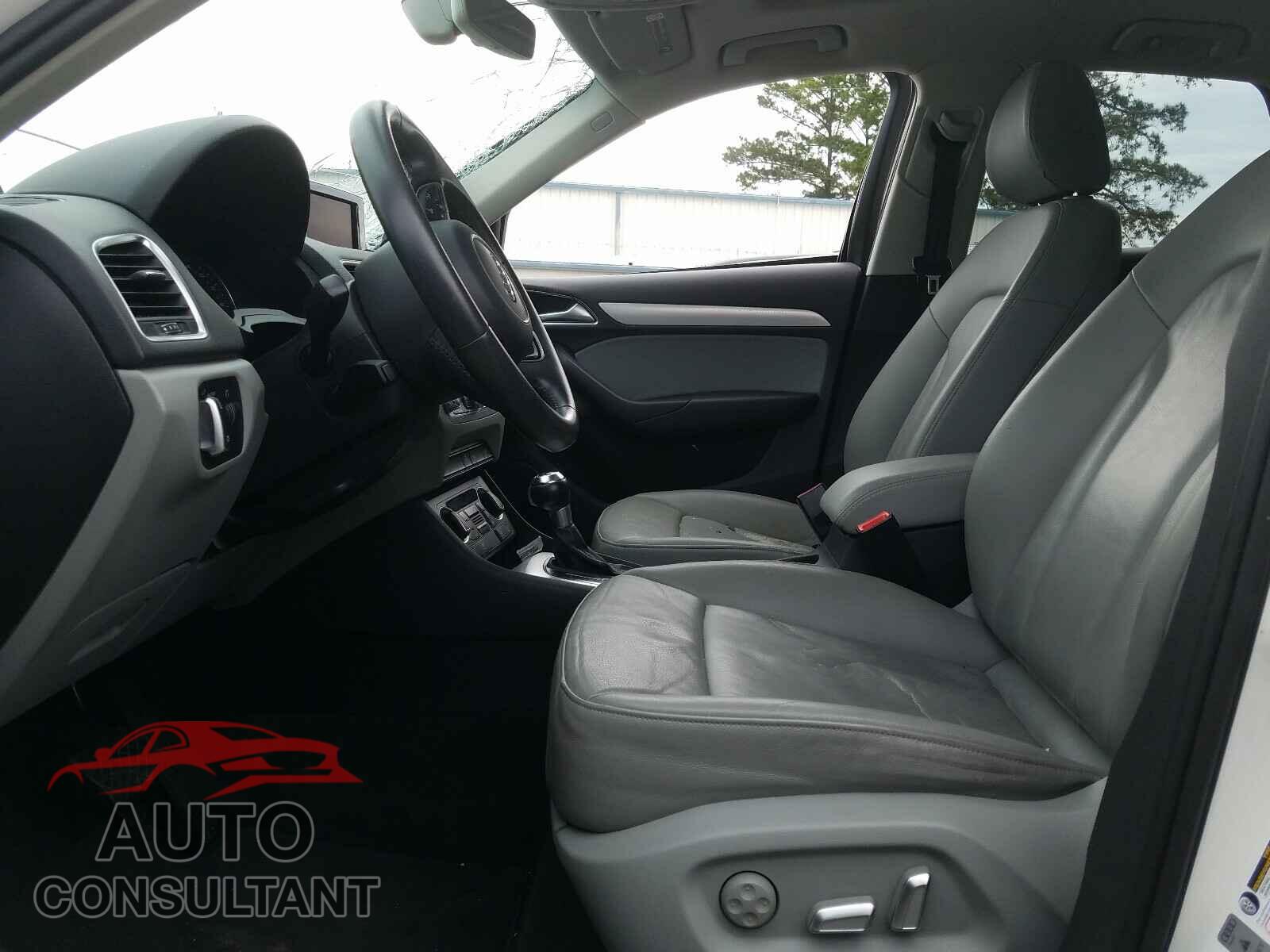 AUDI Q3 2016 - WA1BFCFS2GR003452