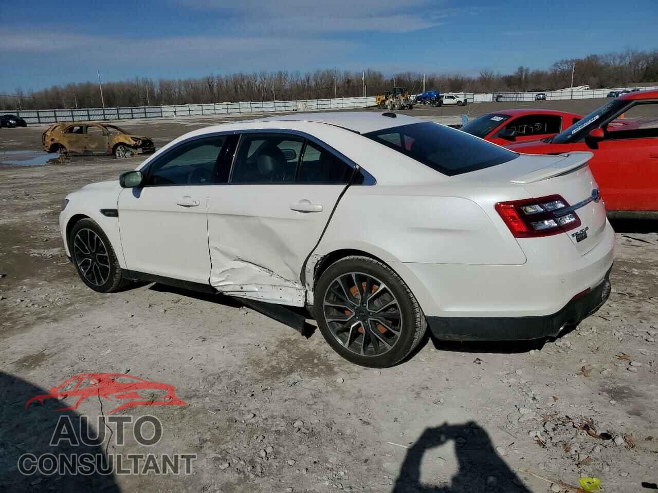FORD TAURUS 2017 - 1FAHP2KT0HG114705