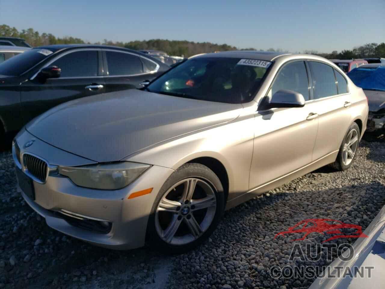 BMW 3 SERIES 2013 - WBA3C1C56DF435218