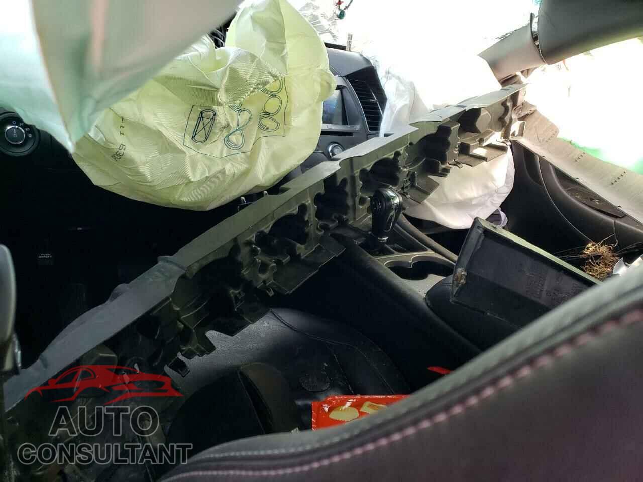 FORD TAURUS 2018 - 1FAHP2H81JG143252