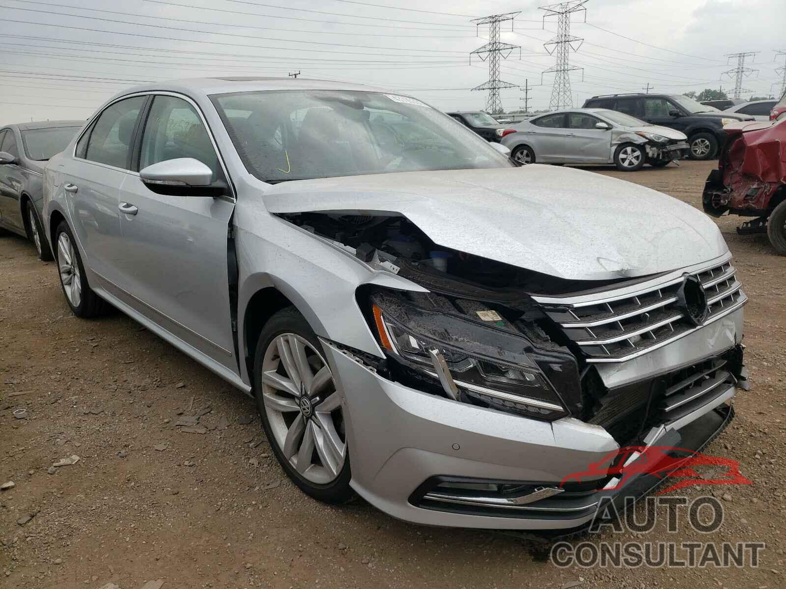 VOLKSWAGEN PASSAT 2017 - 1VWCT7A30HC072684