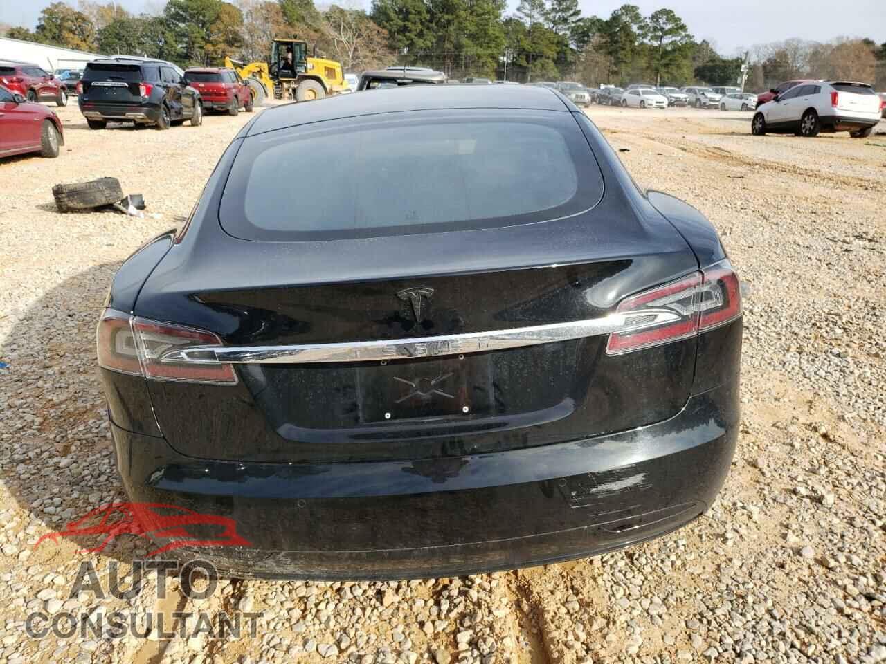 TESLA MODEL S 2017 - 5YJSA1E26HF204157
