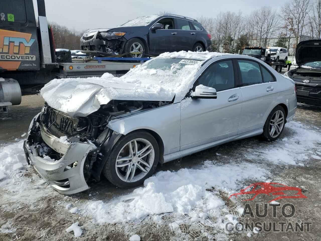 MERCEDES-BENZ C-CLASS 2013 - WDDGF8AB1DR283303