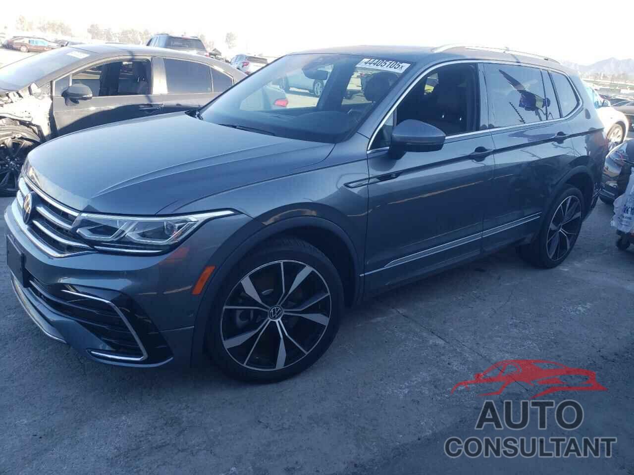 VOLKSWAGEN TIGUAN 2022 - 3VV4B7AXXNM151059