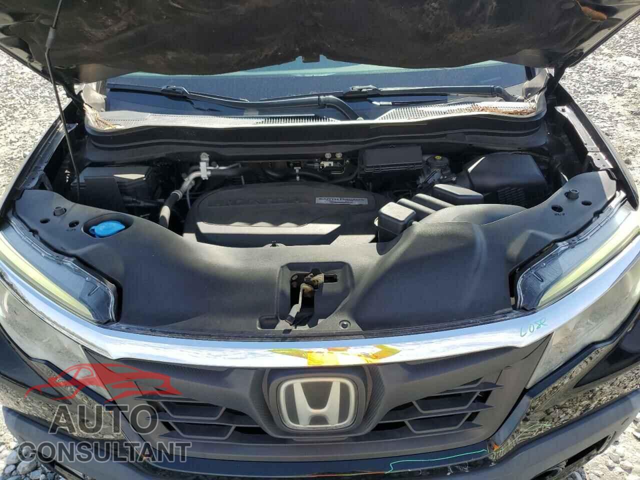 HONDA RIDGELINE 2017 - 5FPYK3F8XHB029425