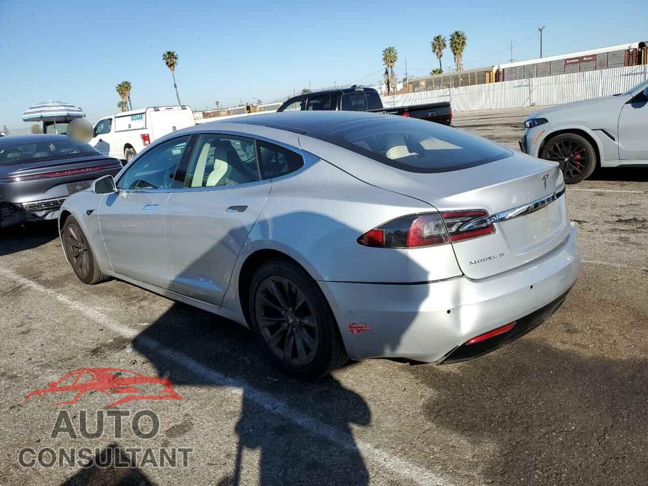 TESLA MODEL S 2018 - 5YJSA1E2XJF269275