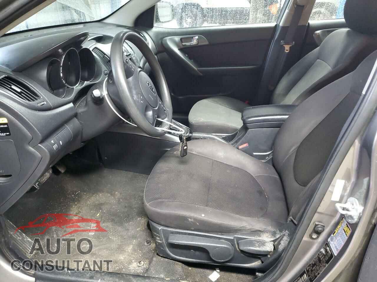 KIA FORTE 2013 - KNAFU4A28D5657303