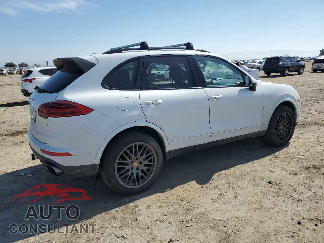 PORSCHE CAYENNE 2017 - WP1AA2A23HKA85721