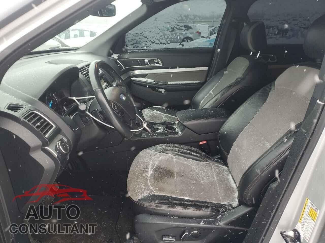 FORD EXPLORER 2017 - 1FM5K7DH7HGD49552
