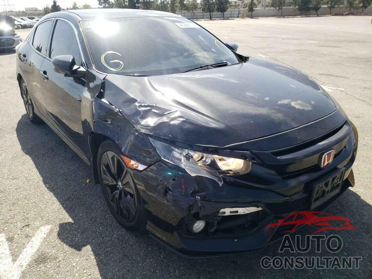 HONDA CIVIC 2018 - SHHFK7H58JU432916