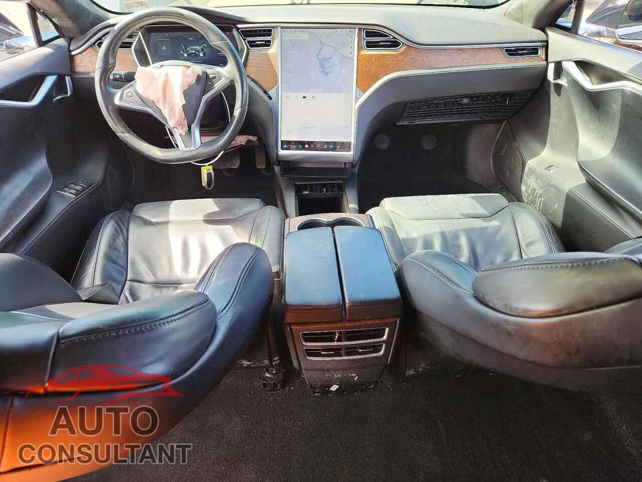 TESLA MODEL S 2017 - 5YJSA1E2XHF190831