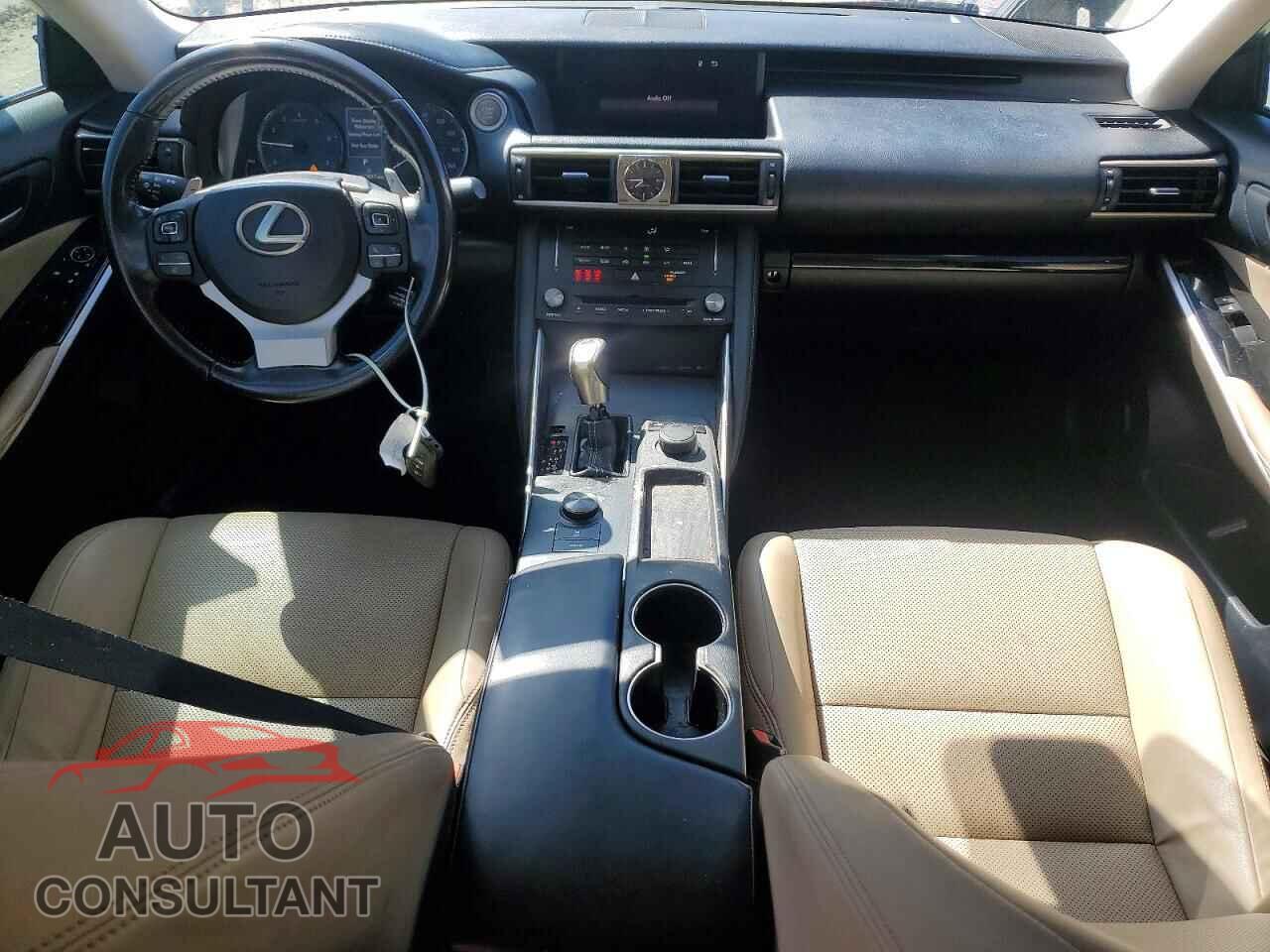 LEXUS IS 2017 - JTHBA1D28H5045112