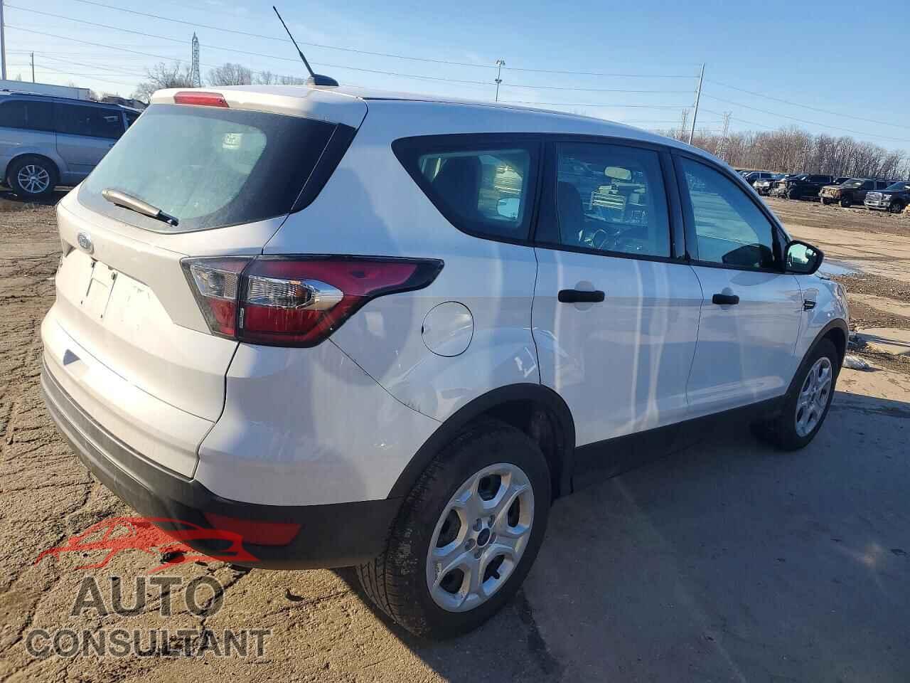 FORD ESCAPE 2017 - 1FMCU0F73HUB49766