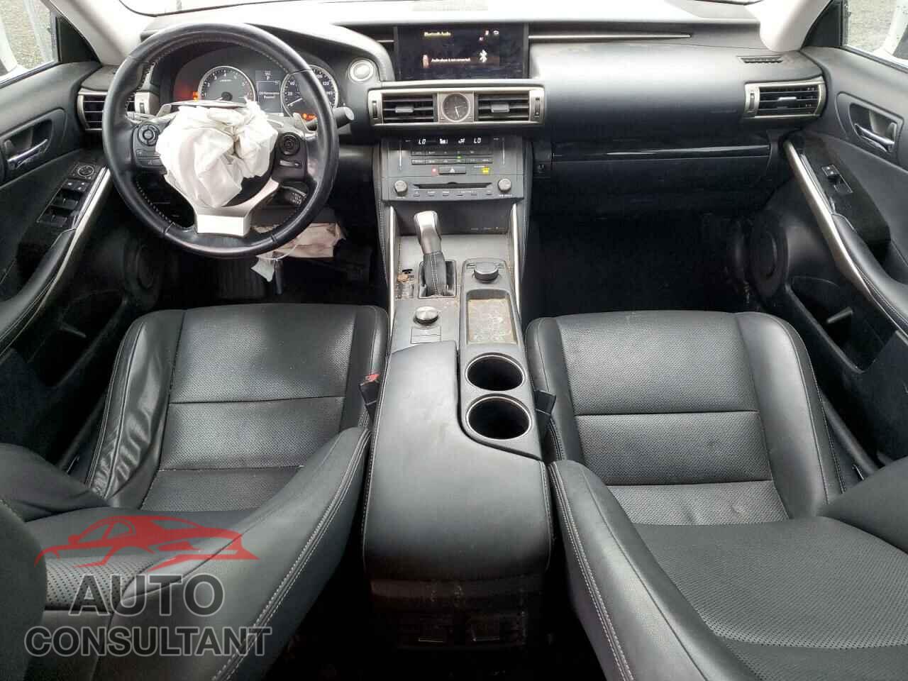 LEXUS IS 2016 - JTHBA1D20G5034605