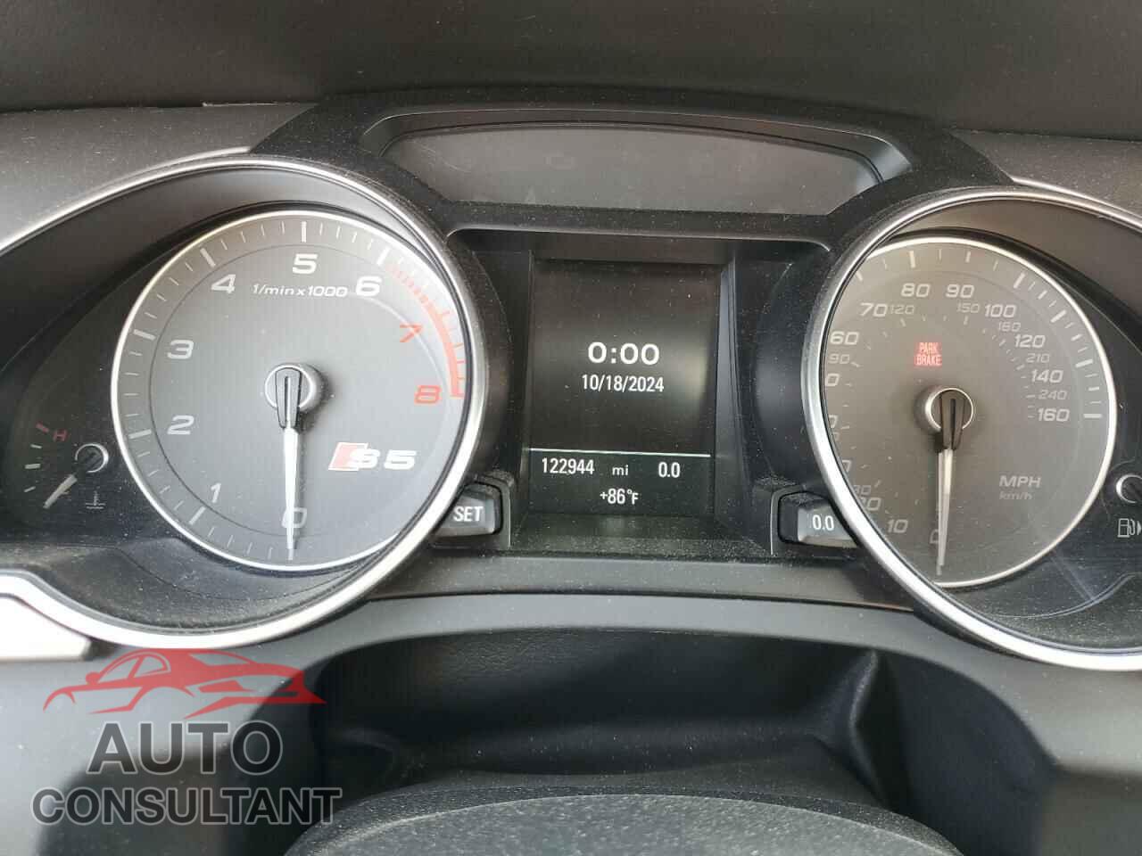 AUDI S5/RS5 2013 - WAUCGAFR7DA020439