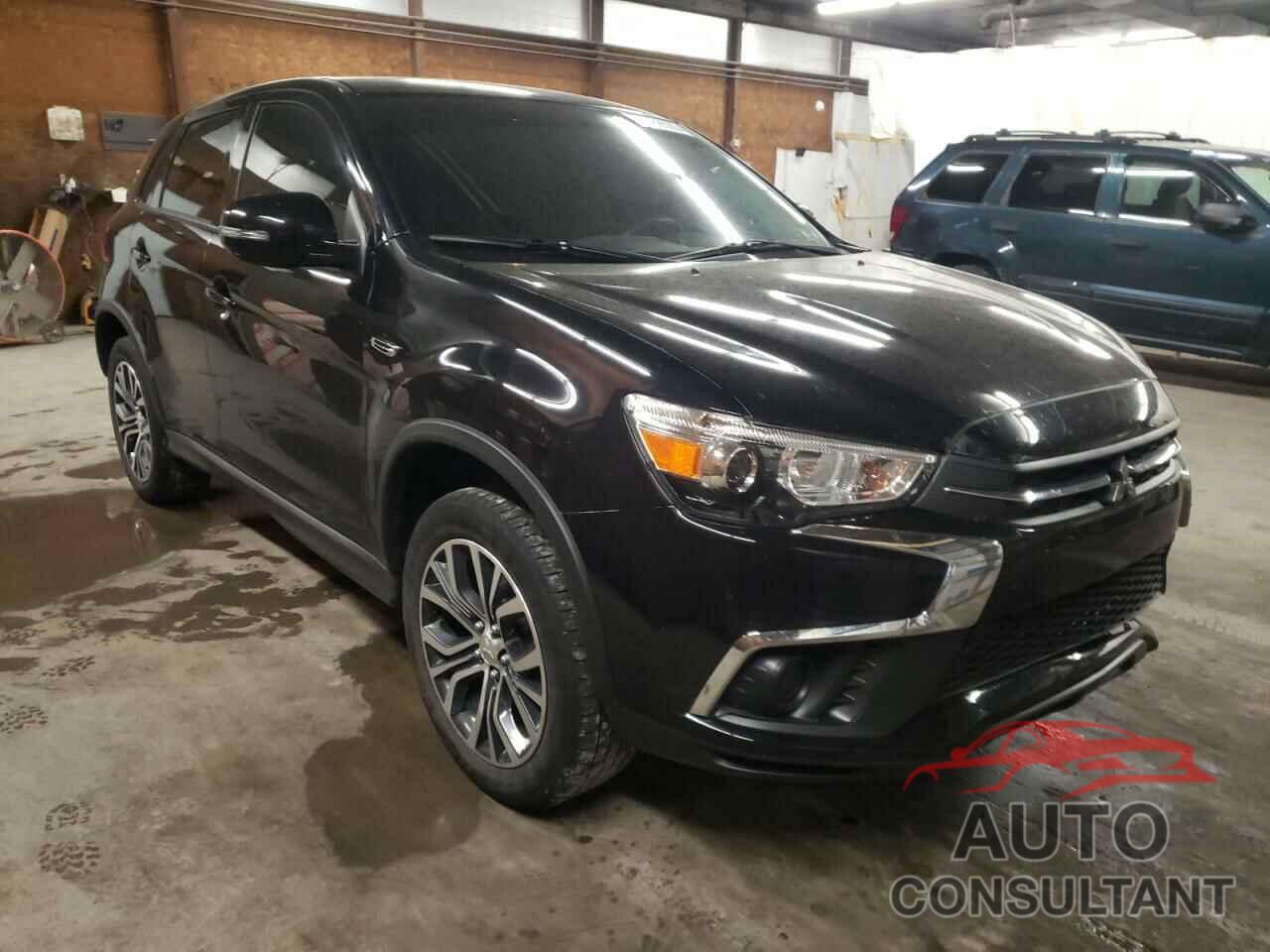 MITSUBISHI OUTLANDER 2019 - JA4AR3AU5KU025060