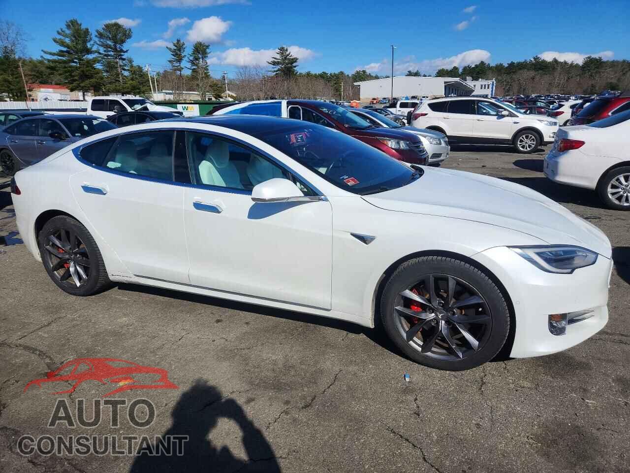 TESLA MODEL S 2019 - 5YJSA1E40KF330409