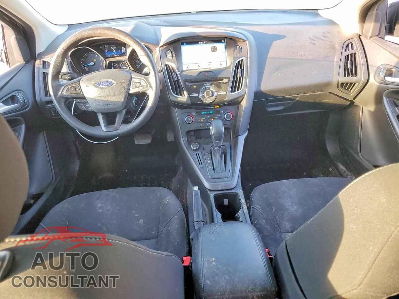 FORD FOCUS 2017 - 1FADP3M20HL301779