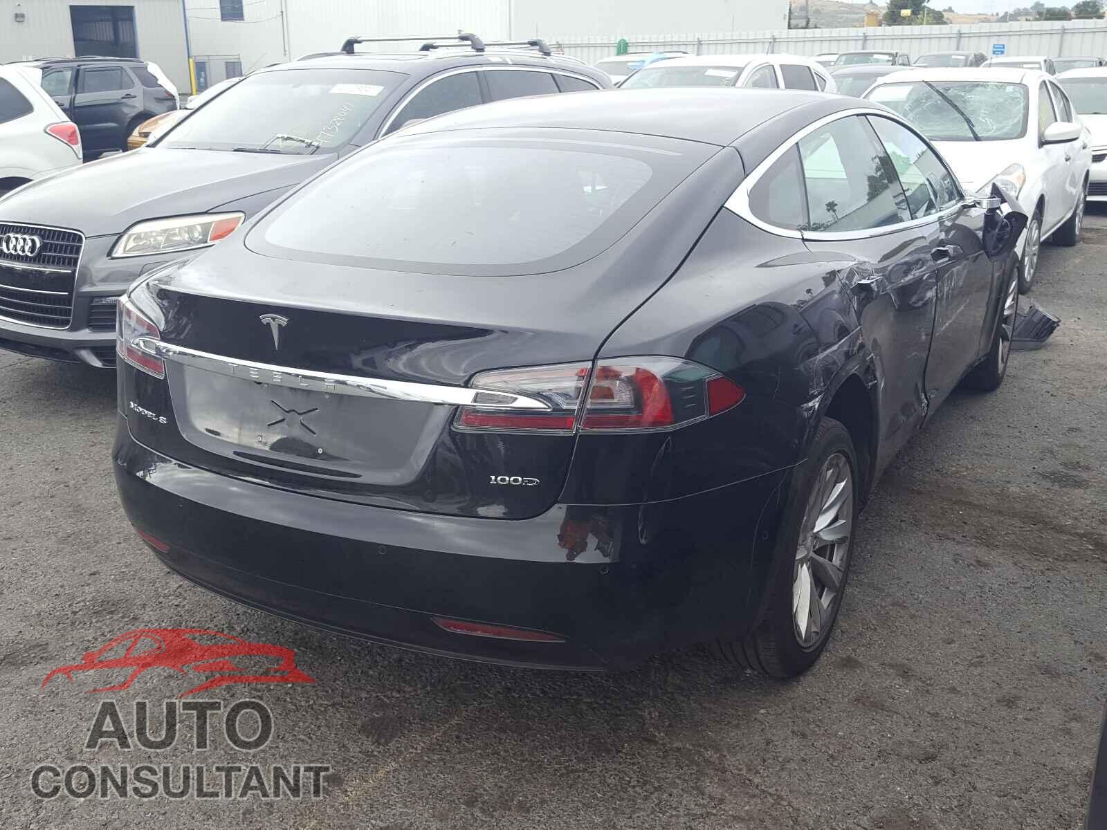 TESLA MODEL S 2018 - 5YJSA1E22JF293831