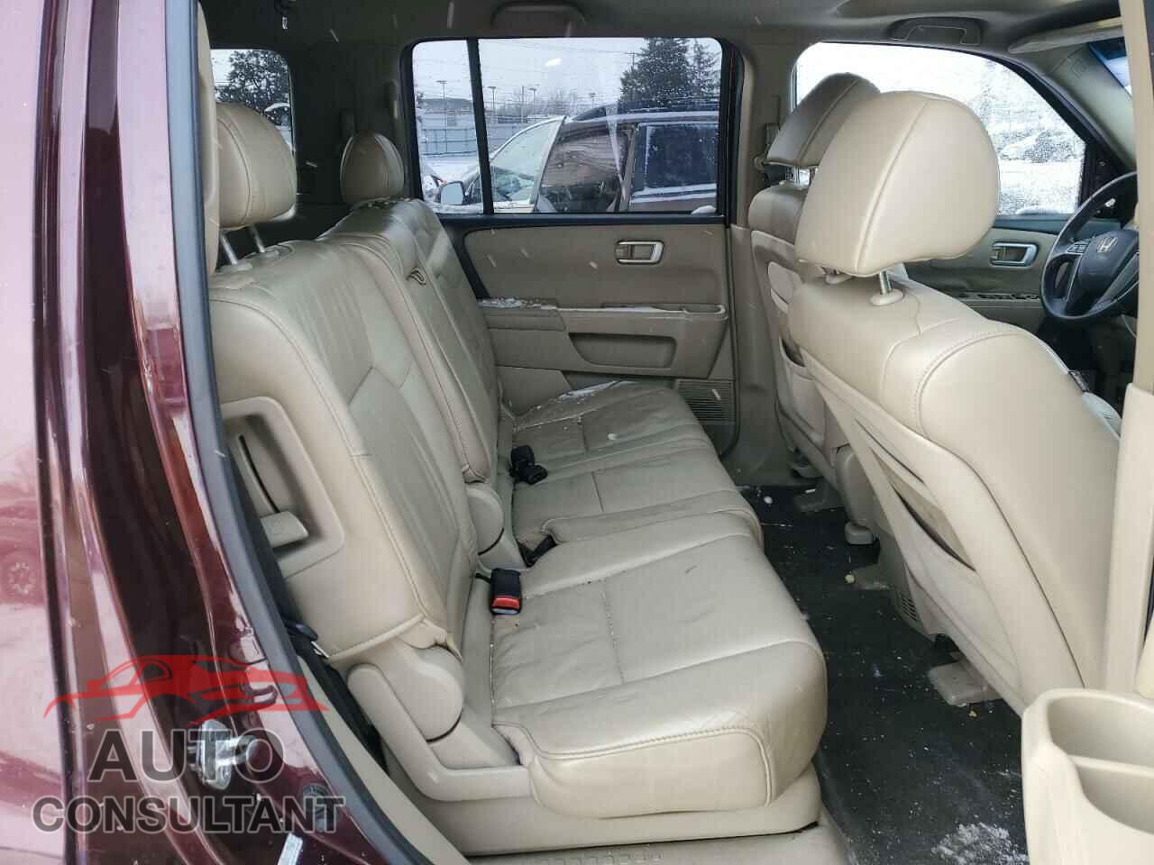 HONDA PILOT 2011 - 5FNYF3H5XBB013958