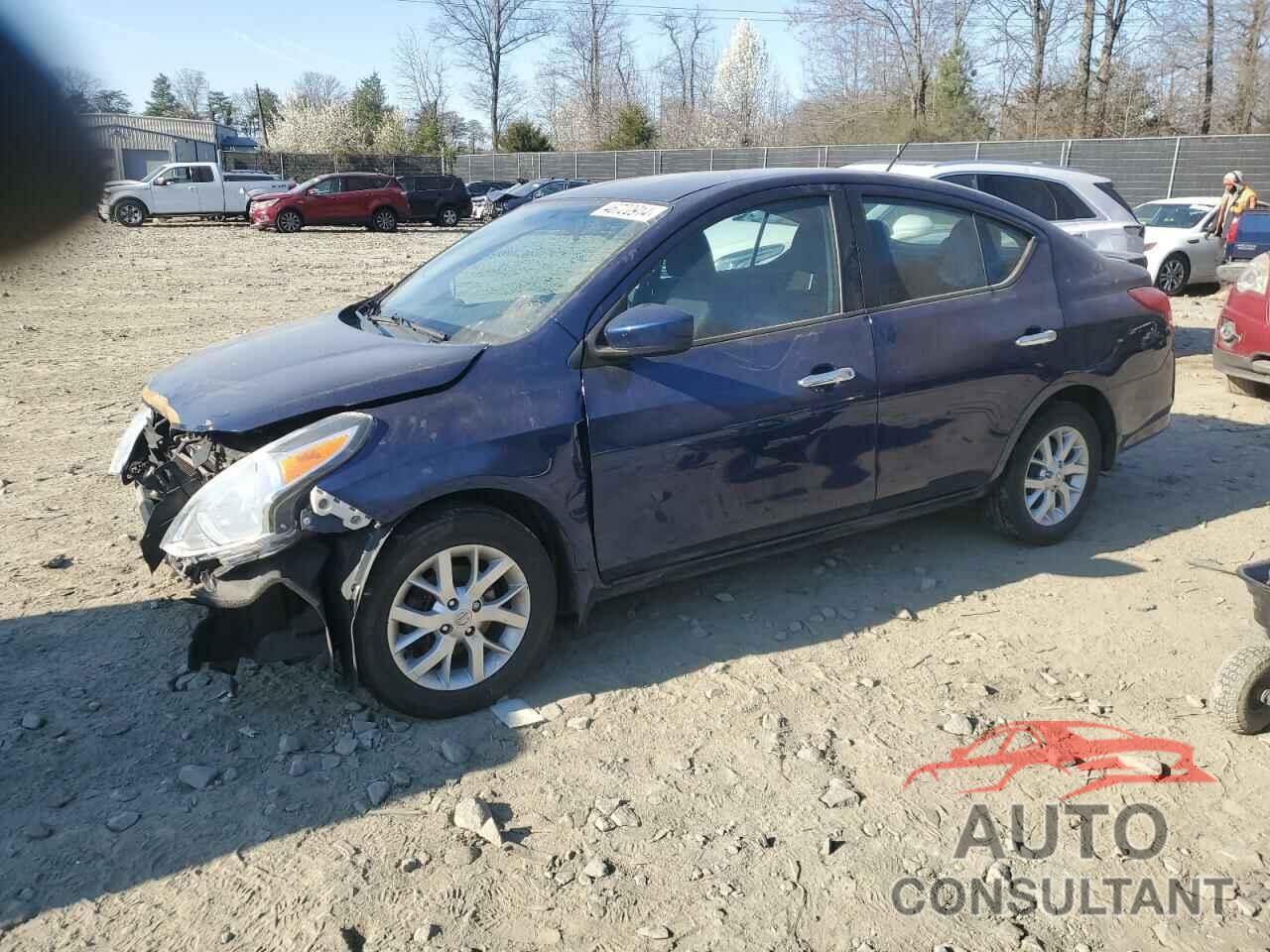 NISSAN VERSA 2018 - 3N1CN7AP2JL822065