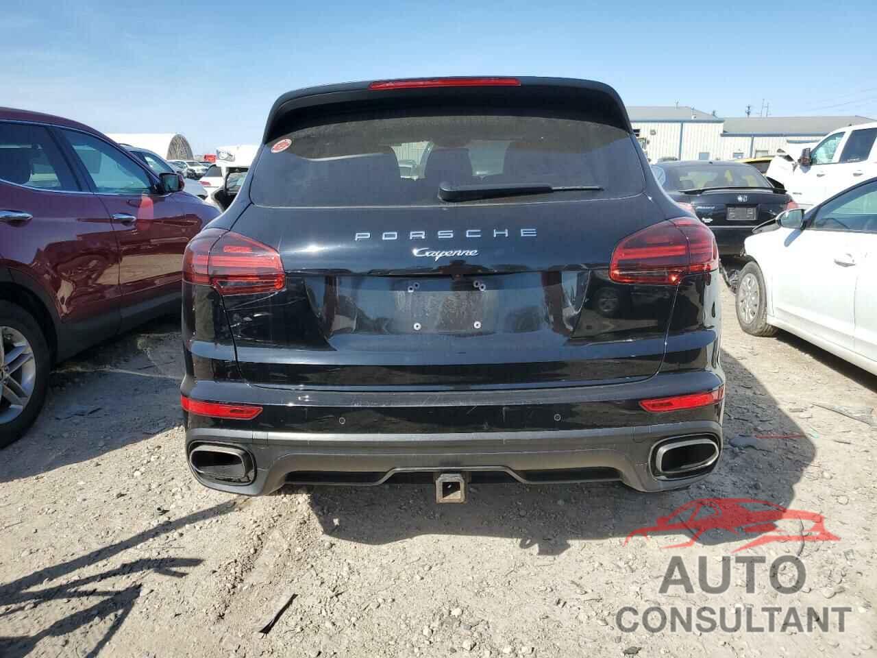 PORSCHE CAYENNE 2018 - WP1AA2A20JKA06981