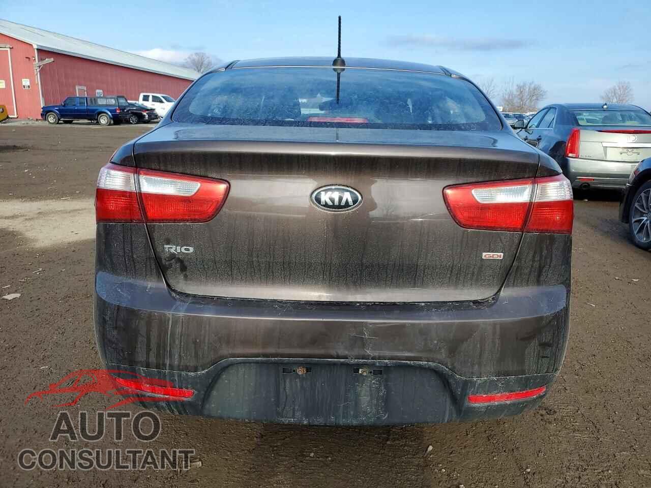 KIA RIO 2014 - KNADM4A35E6326030