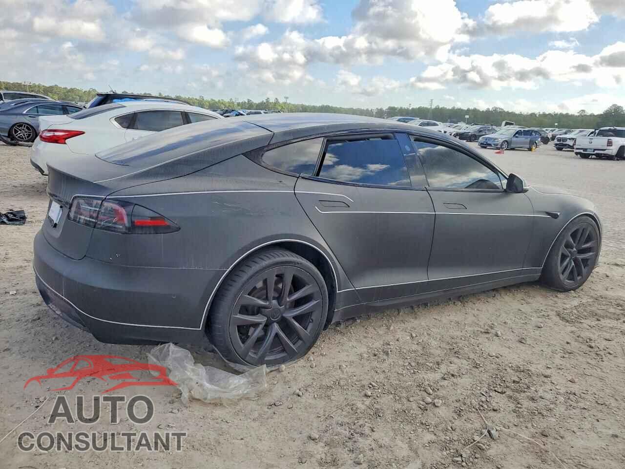 TESLA MODEL S 2022 - 5YJSA1E55NF478908
