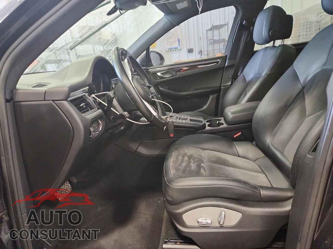 PORSCHE MACAN 2017 - WP1AA2A58HLB03134
