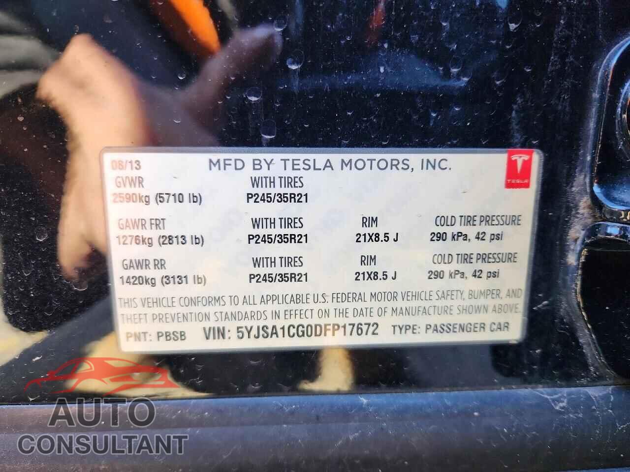 TESLA MODEL S 2013 - 5YJSA1CG0DFP17672