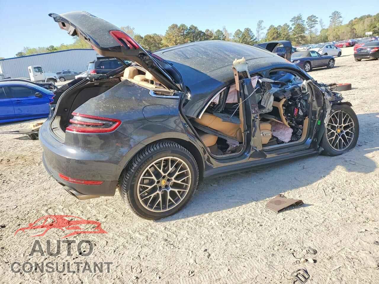 PORSCHE MACAN 2017 - WP1AB2A54HLB11471