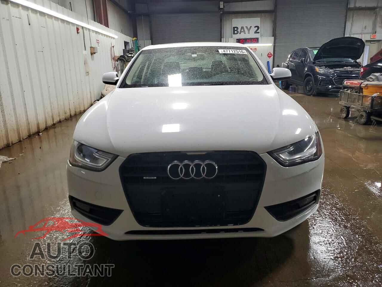 AUDI A4 2013 - WAUKFAFL7DN031752