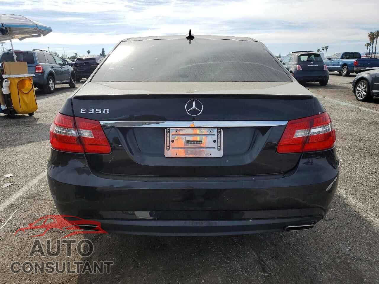 MERCEDES-BENZ E-CLASS 2012 - WDDHF5KB6CA560171