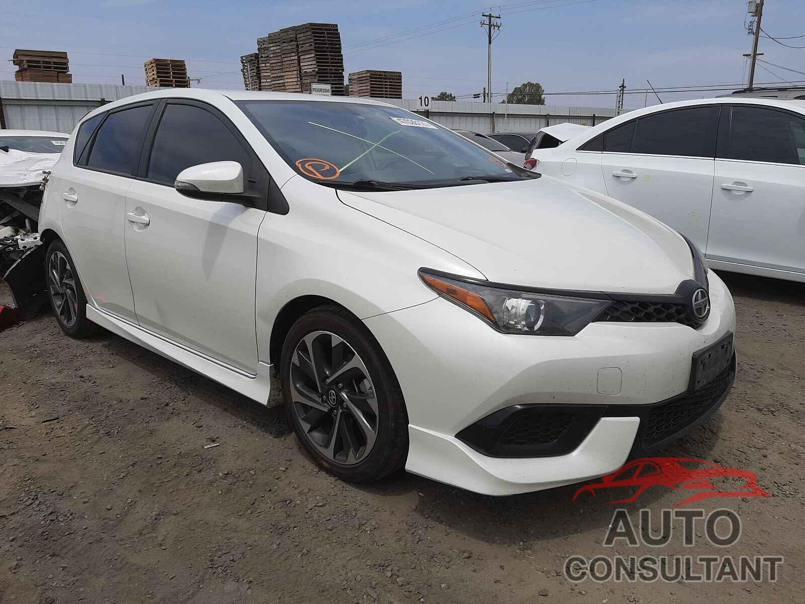 TOYOTA SCION 2016 - JTNKARJE4GJ516267