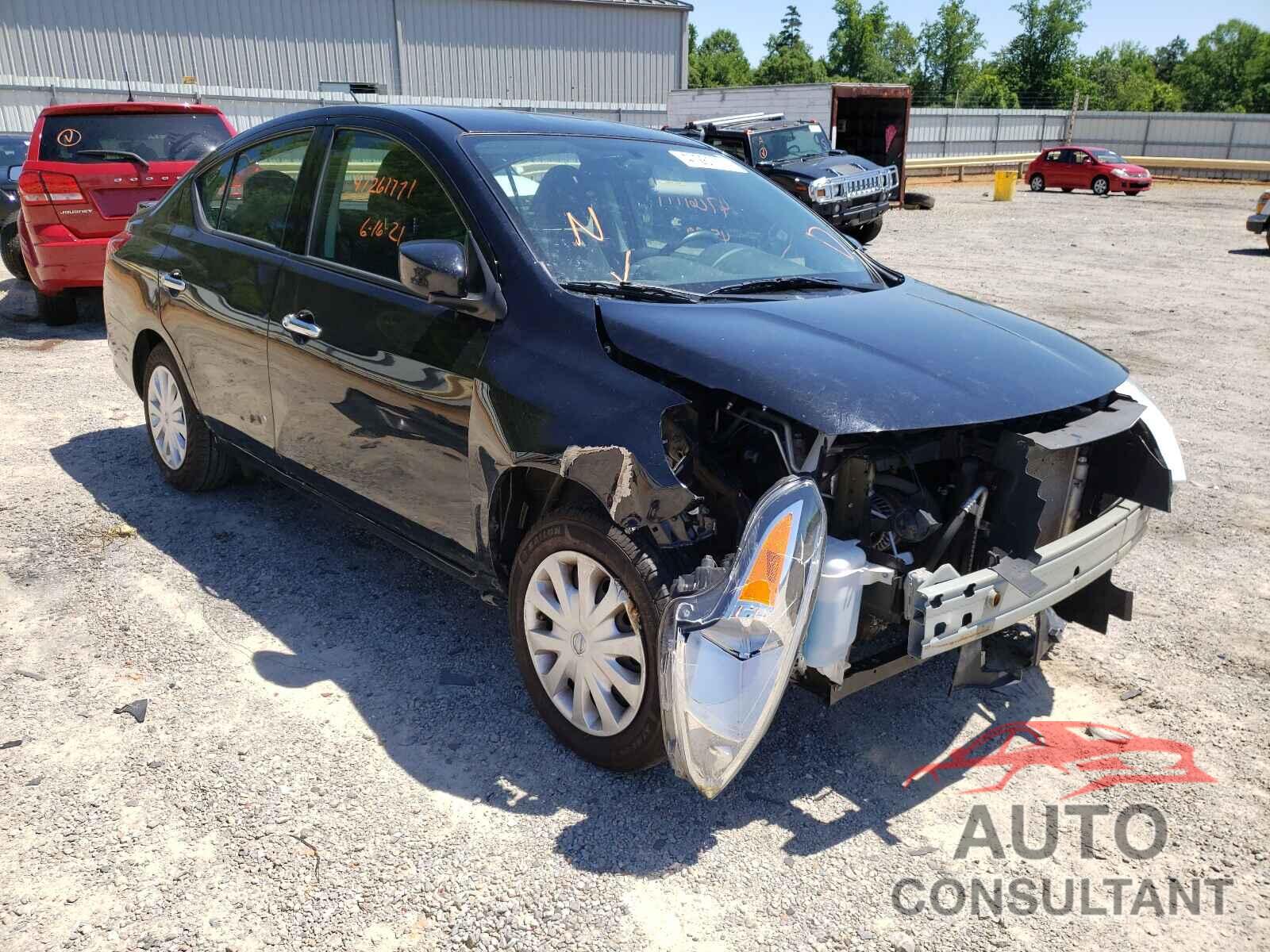 NISSAN VERSA 2019 - 3N1CN7AP8KL877749