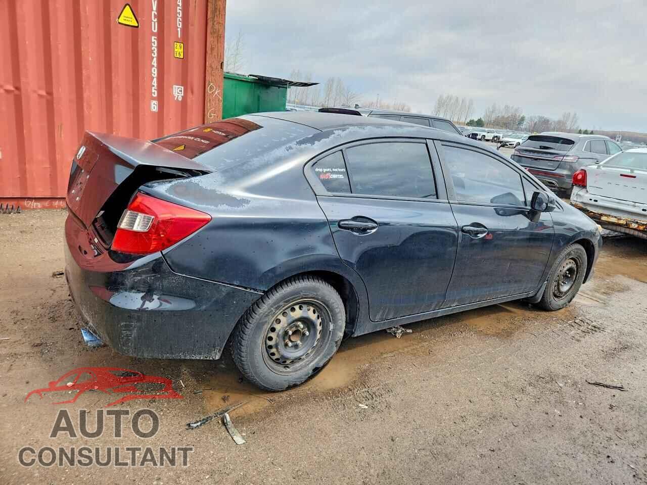 HONDA CIVIC 2012 - 2HGFB2E40CH058042