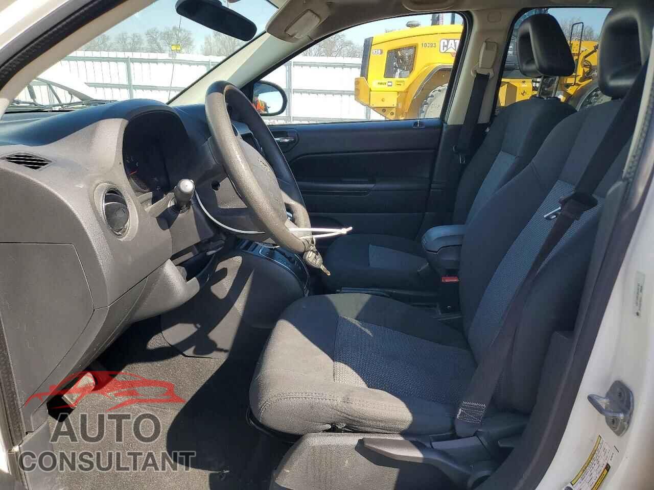 JEEP COMPASS 2009 - 1J4FT47BX9D160192