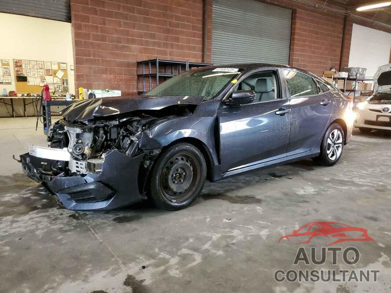 HONDA CIVIC 2018 - 2HGFC2F55JH579615