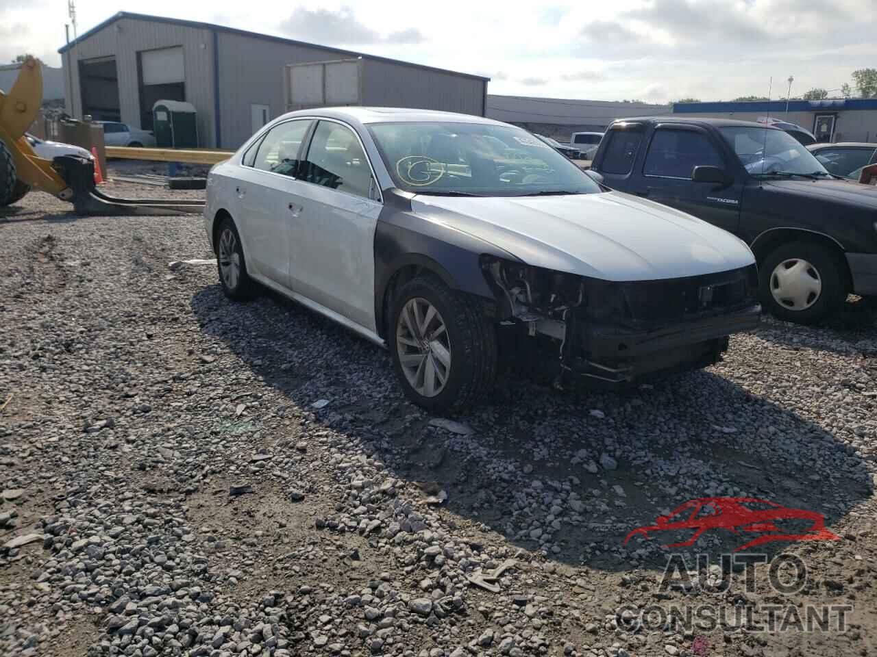 VOLKSWAGEN PASSAT 2018 - 1VWBA7A30JC045198