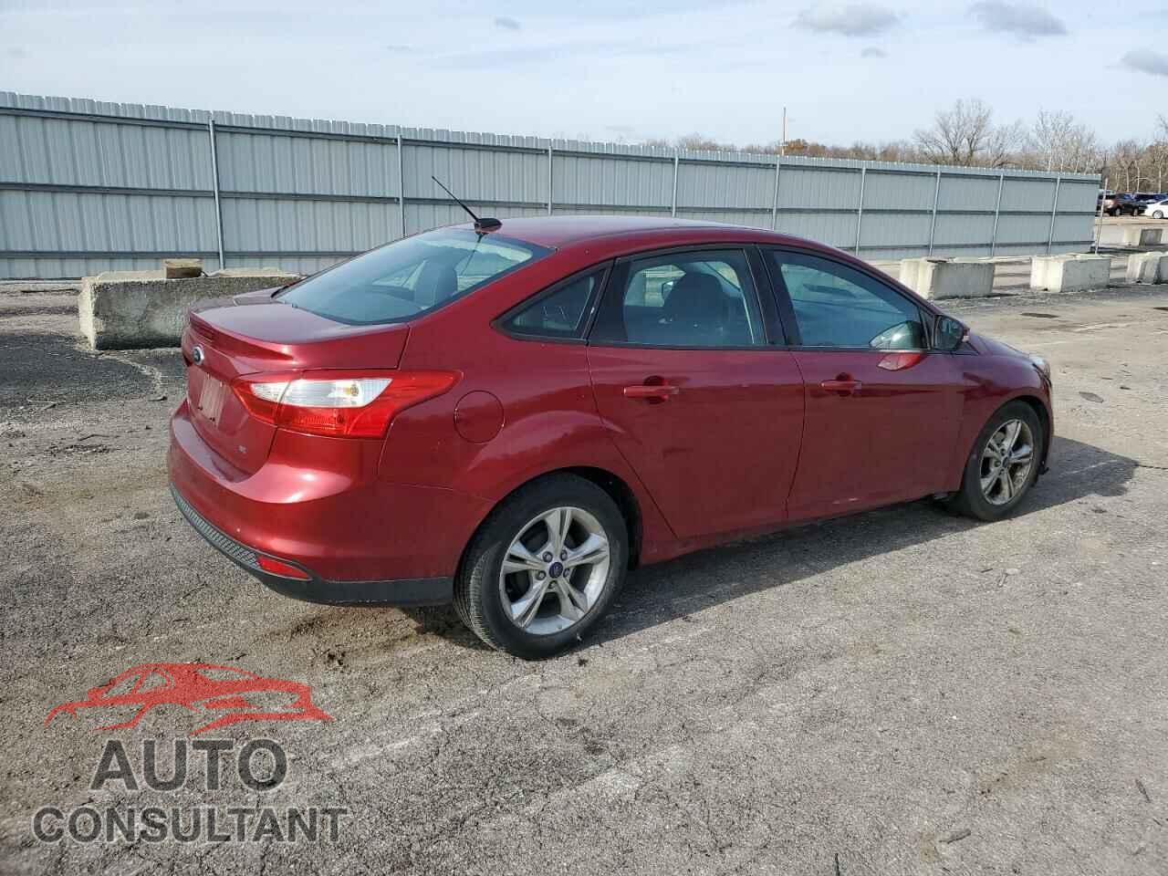 FORD FOCUS 2014 - 1FADP3F22EL268101