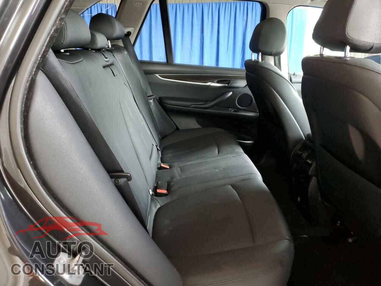 BMW X5 2015 - 5UXKR0C57F0P02684