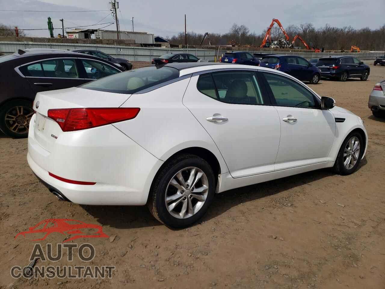 KIA OPTIMA 2013 - 5XXGN4A72DG215872