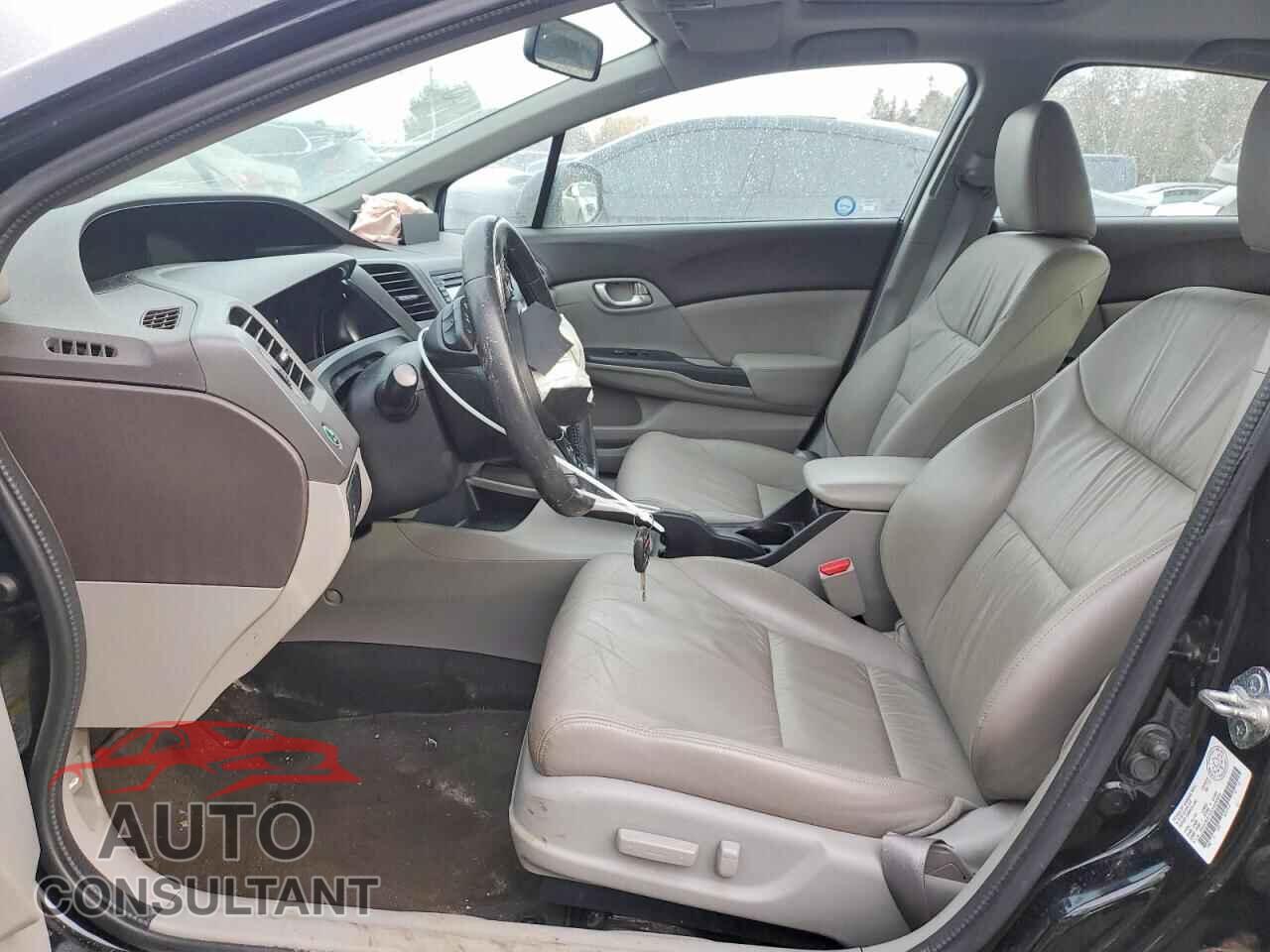 HONDA CIVIC 2012 - 2HGFB2F95CH050996