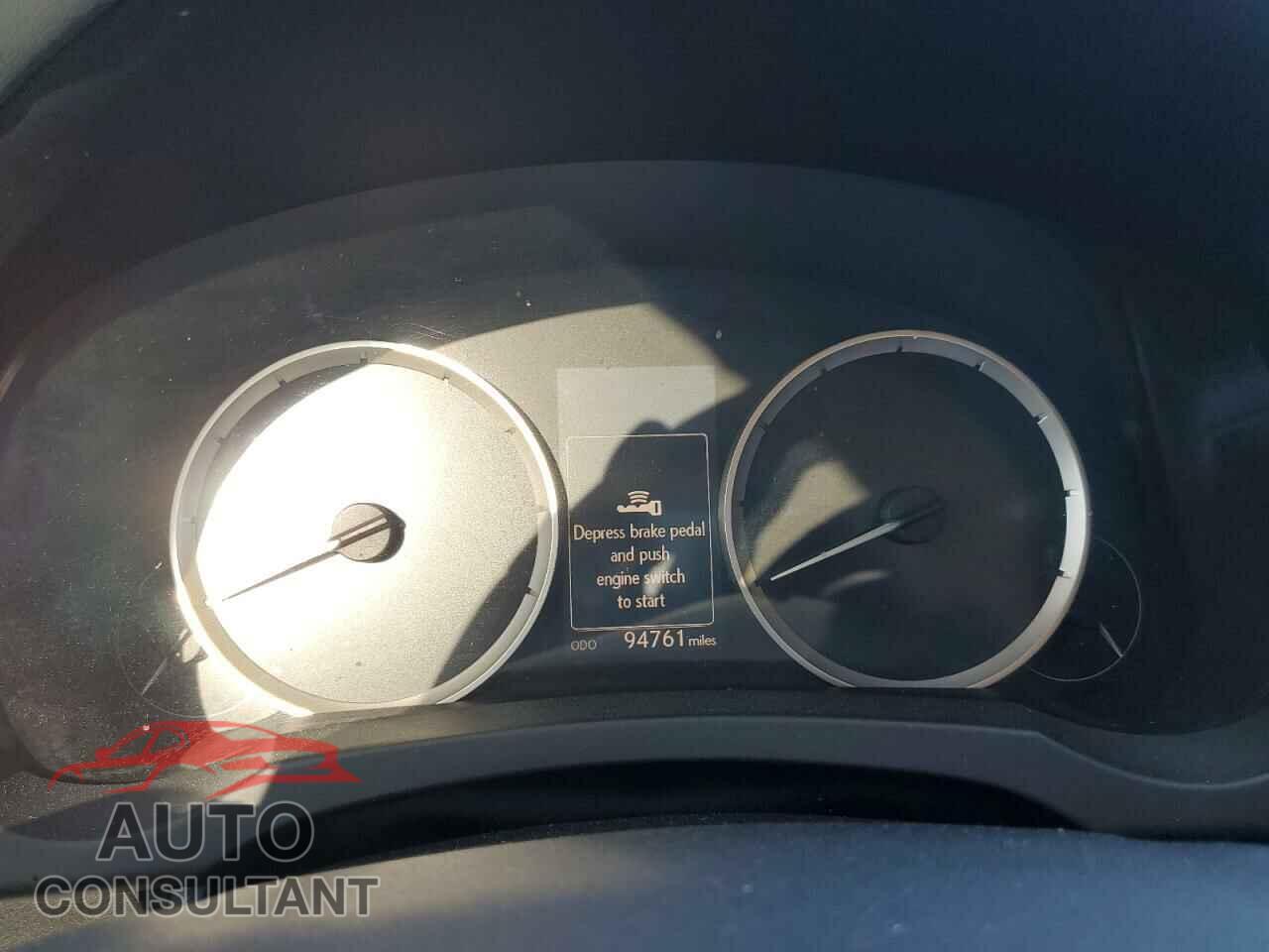 LEXUS IS 2014 - JTHBF1D2XE5037039