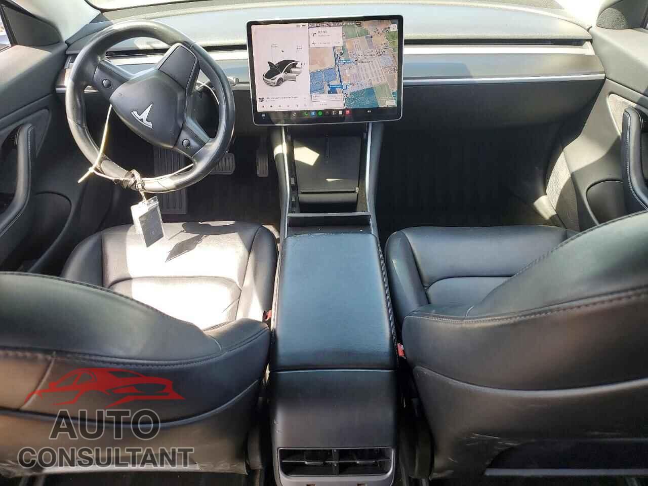 TESLA MODEL 3 2018 - 5YJ3E1EA5JF026165