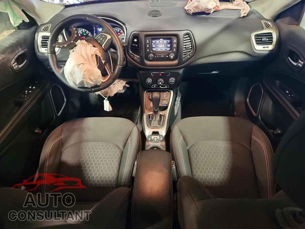 JEEP COMPASS 2017 - 3C4NJDAB3HT642429