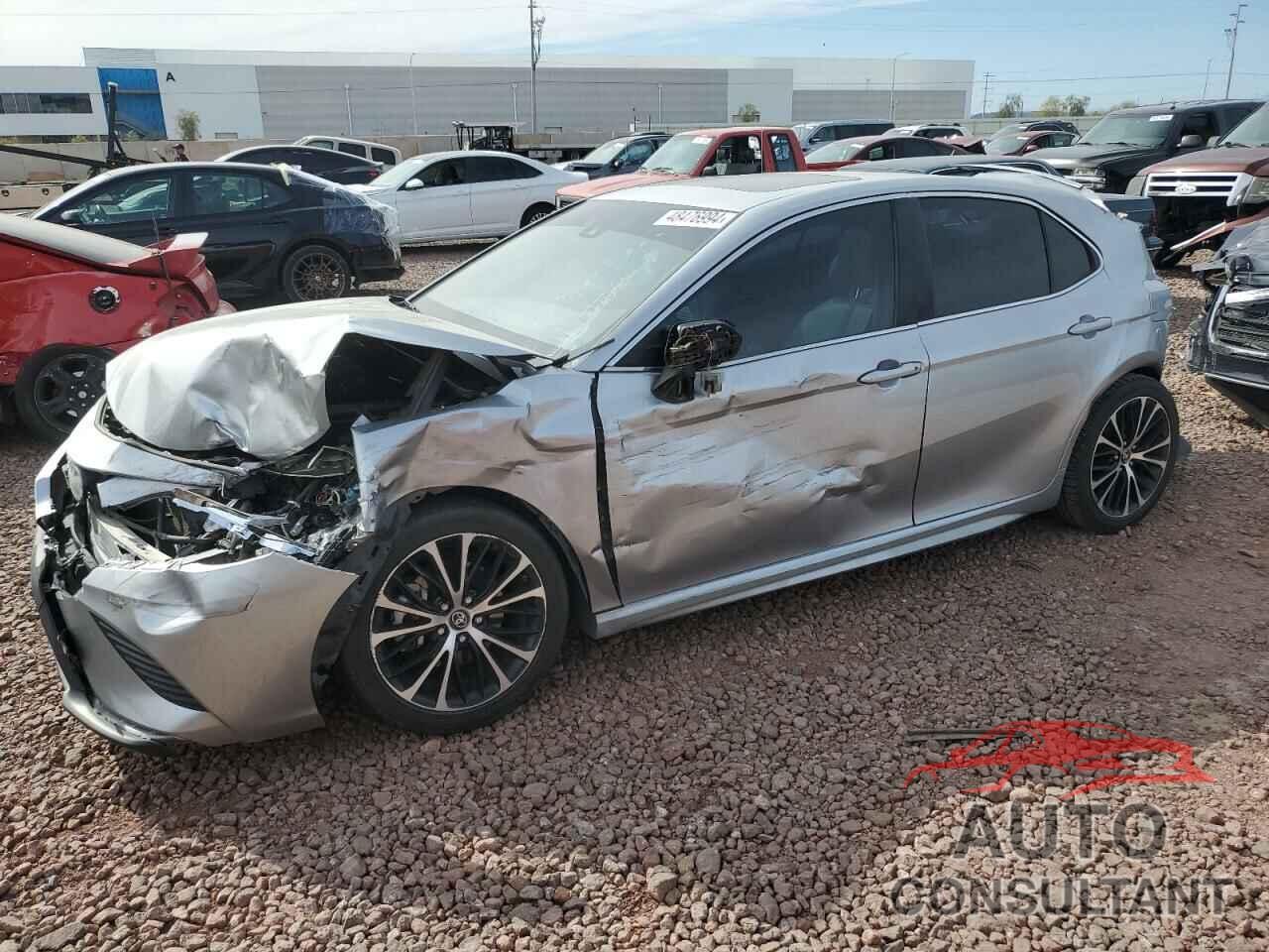 TOYOTA CAMRY 2018 - 4T1B11HK4JU560272