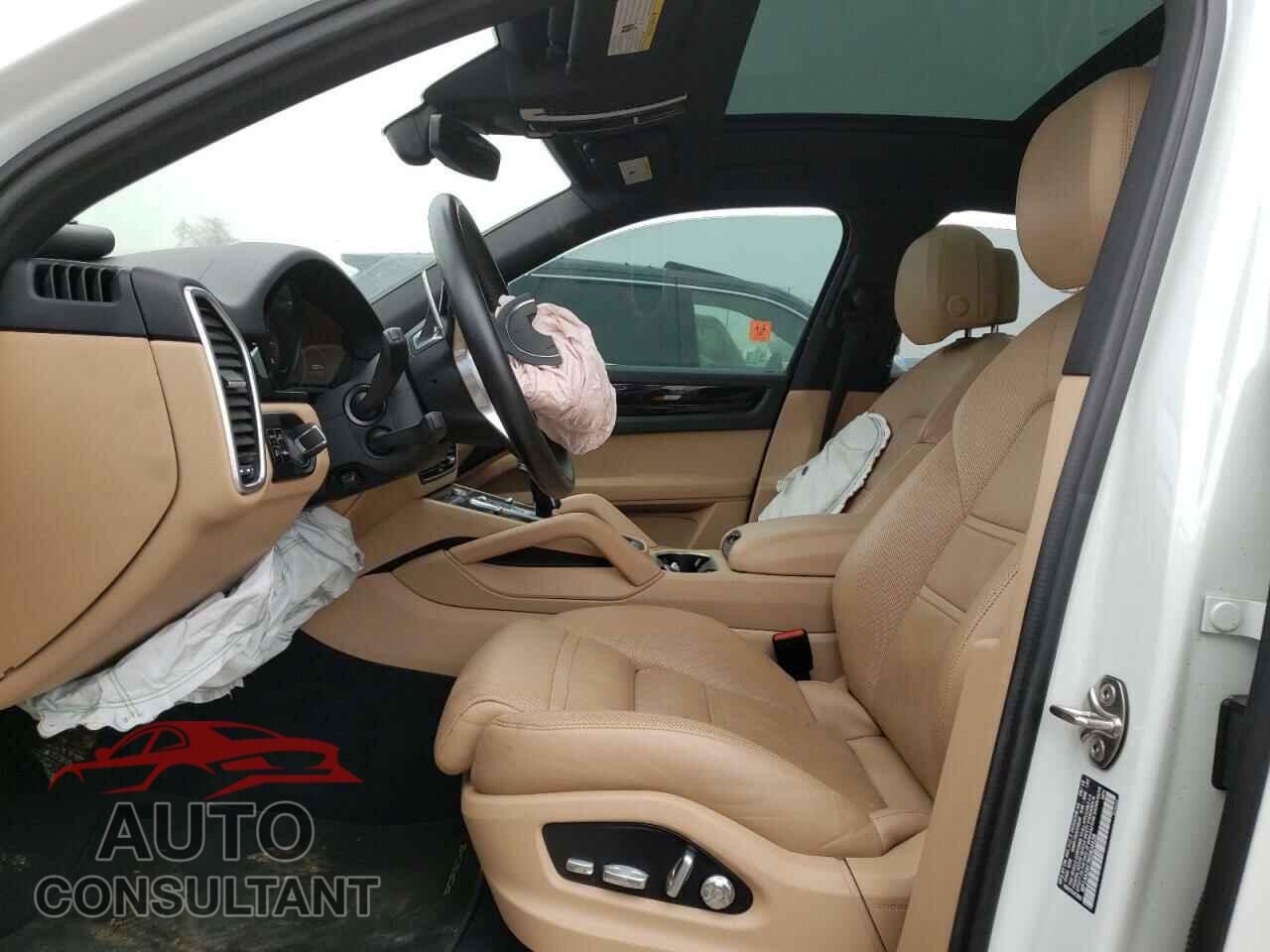 PORSCHE CAYENNE 2019 - WP1AA2AY7KDA04428